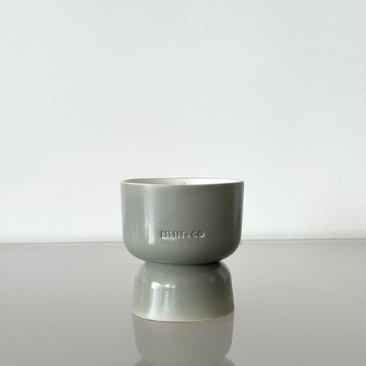 pistachio ceramic candle